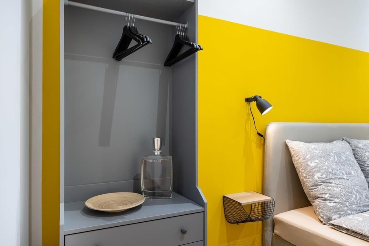 Big Central Apartment Near Rotkreuzplatz With 3 Bedroom For 12 Pax Munich Exterior photo